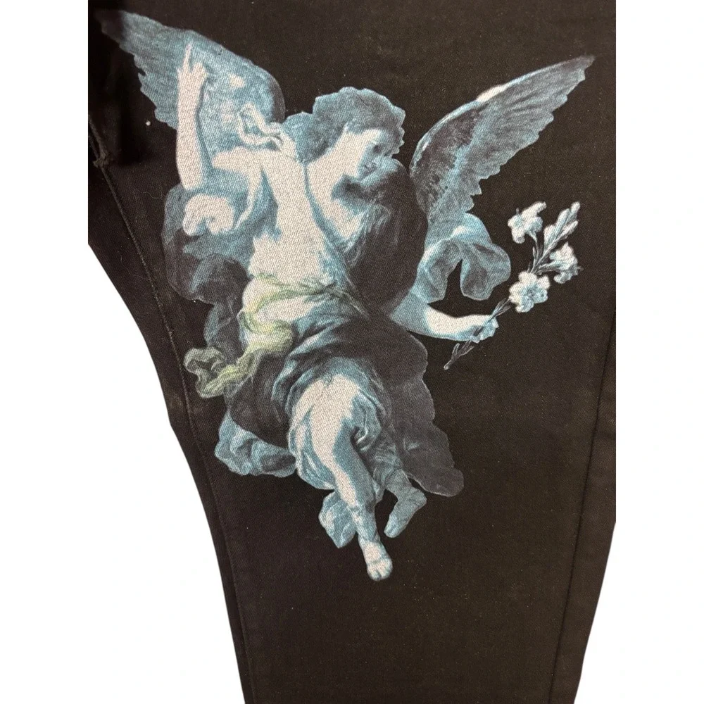 NWT THRT Mens Black Angel Cherub Print Distressed Jeans Sz 44x30 Streetwear - Picture 3 of 9